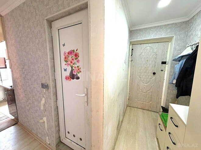 Продаётся 2-комн. вторичка 30 м², м. Кара Караев, photo 16 from 17