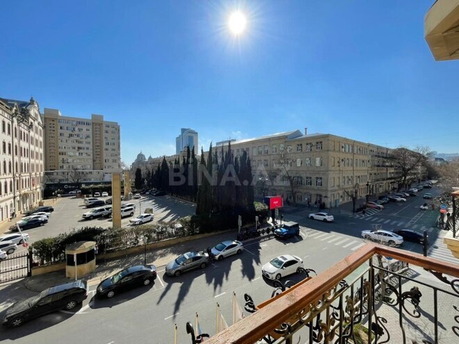 İcarəyə verilir 3 otaqlı köhnə tikili 90 m², 28 May m., photo 5 from 17