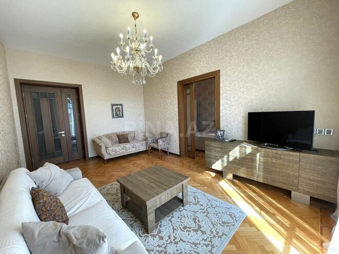 İcarəyə verilir 3 otaqlı köhnə tikili 90 m², 28 May m., photo 4 from 17