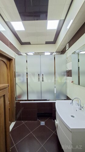 Продаётся 5-комн. вторичка 160 м², м. Низами, photo 16 from 32