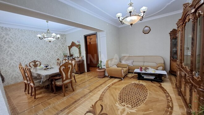 Продаётся 5-комн. вторичка 160 м², м. Низами, photo 3 from 32