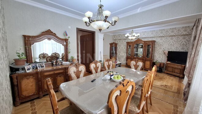 Продаётся 5-комн. вторичка 160 м², м. Низами, photo 5 from 32
