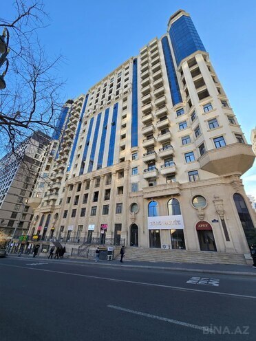 Satılır 3 otaqlı yeni tikili 172 m², 28 May m., photo 1 from 21