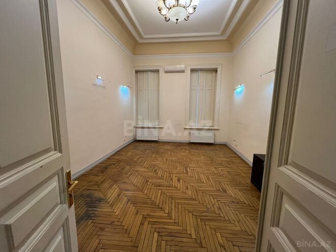 Сдаётся 8-комн. офис 370 м², м. Ичеришехер, photo 11 from 19