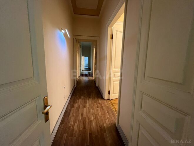 Сдаётся 8-комн. офис 370 м², м. Ичеришехер, photo 14 from 19