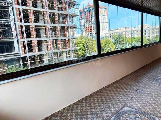 Продаётся 4-комн. новостройка 250 м², Насиминский  р., photo 24 from 27