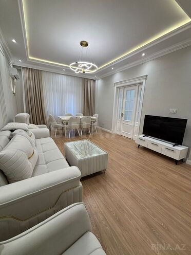 İcarəyə verilir 3 otaqlı yeni tikili 140 m², Gənclik m., photo 1 from 25