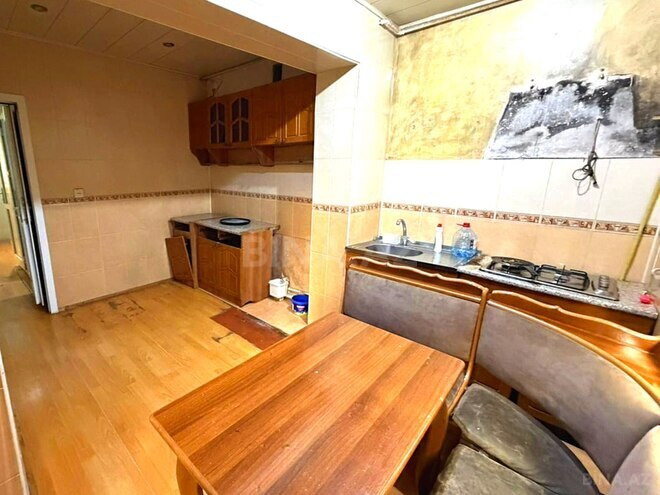 Satılır 3 otaqlı köhnə tikili 80 m², Qara Qarayev m., photo 14 from 31