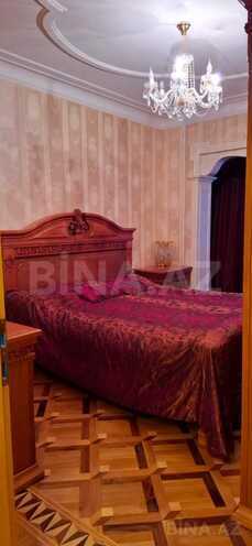 Satılır 5 otaqlı köhnə tikili 150 m², Azadlıq Prospekti m., photo 18 from 30