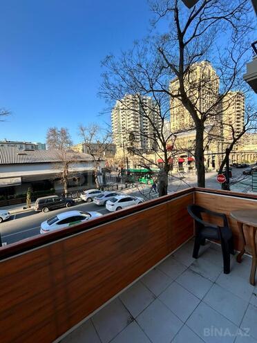 Продаётся 2-комн. вторичка 50 м², м. 28 мая, photo 3 from 26