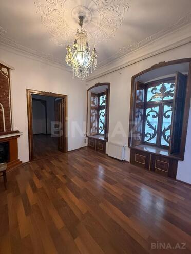 Сдаётся 3-комн. офис 100 м², м. Ичеришехер, photo 12 from 21