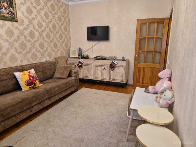 Продаётся 2-комн. вторичка 65 м², м. Ази Асланов, photo 3 from 11