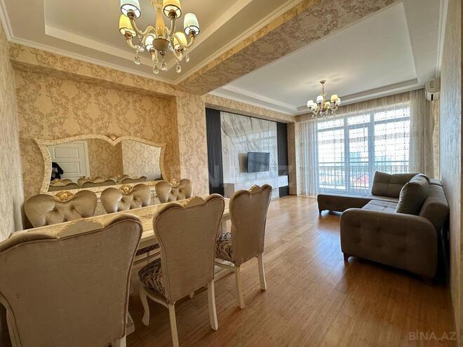 Сдаётся 2-комн. новостройка 80 м², м. Иншаатчылар, photo 1 from 9