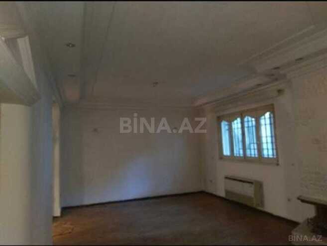 Продаётся 4-комн. вторичка 130 м², м. Элмляр Академиясы, photo 6 from 11