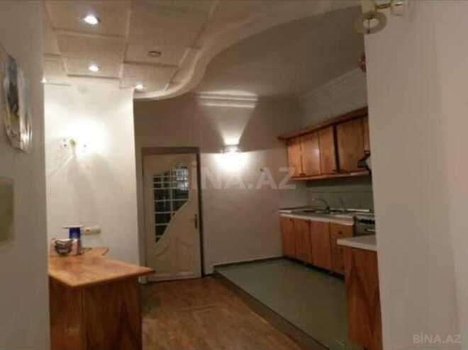 Продаётся 4-комн. вторичка 130 м², м. Элмляр Академиясы, photo 7 from 11