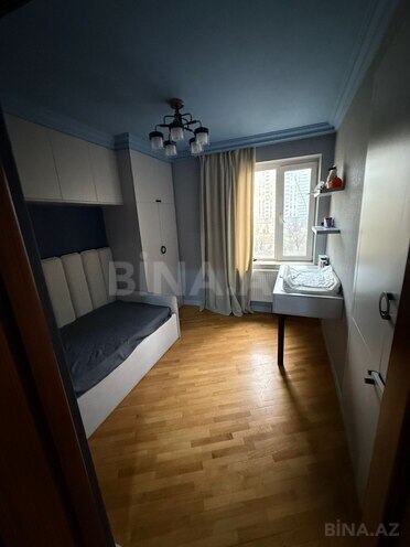 Satılır 4 otaqlı köhnə tikili 79 m², Şah İsmayıl Xətai m., photo 5 from 10