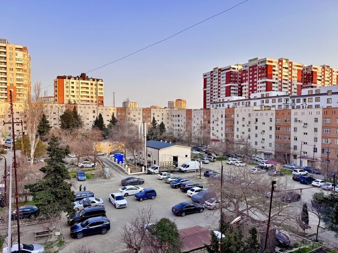 Satılır 3 otaqlı köhnə tikili 80 m², Qara Qarayev m., photo 31 from 32