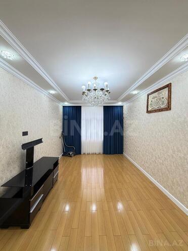 Satılır 3 otaqlı köhnə tikili 65 m², Xalqlar Dostluğu m., photo 1 from 16