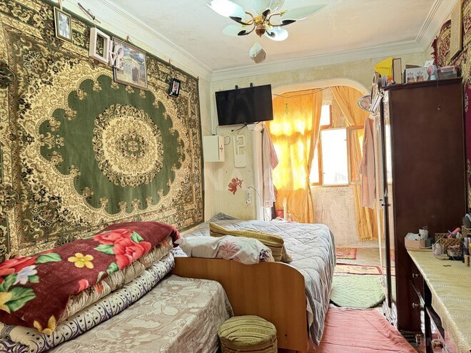 Satılır 4 otaqlı köhnə tikili 100 m², Xalqlar Dostluğu m., photo 3 from 15