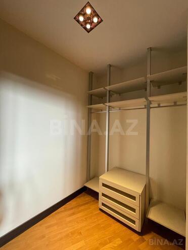 Satılır 7 otaqlı köhnə tikili 368 m², Sahil m., photo 26 from 32