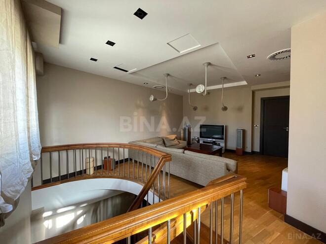 Satılır 7 otaqlı köhnə tikili 368 m², Sahil m., photo 16 from 32