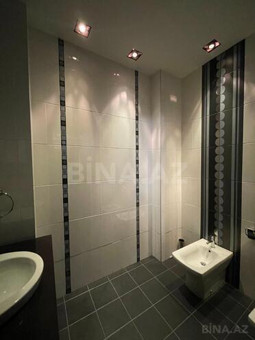 Satılır 7 otaqlı köhnə tikili 368 m², Sahil m., photo 22 from 32