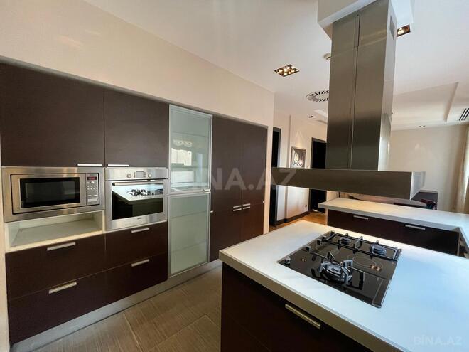 Satılır 7 otaqlı köhnə tikili 368 m², Sahil m., photo 8 from 32
