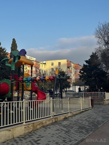 Satılır 2 otaqlı köhnə tikili 52 m², Qara Qarayev m., photo 21 from 23