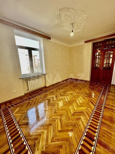 Satılır 2 otaqlı köhnə tikili 52 m², Qara Qarayev m., photo 11 from 23