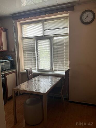 Продаётся 2-комн. вторичка 60 м², м. Ази Асланов, photo 18 from 30