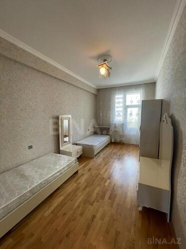 Сдаётся 3-комн. новостройка 100 м², Абшеронcкий  р., photo 7 from 16