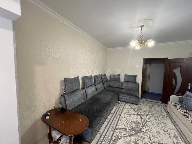 Продаётся 2-комн. вторичка 65 м², Хатаинский р., photo 1 from 20