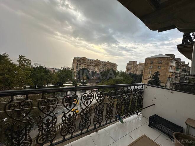 Продаётся 2-комн. вторичка 48 м², м. Ичеришехер, photo 4 from 20