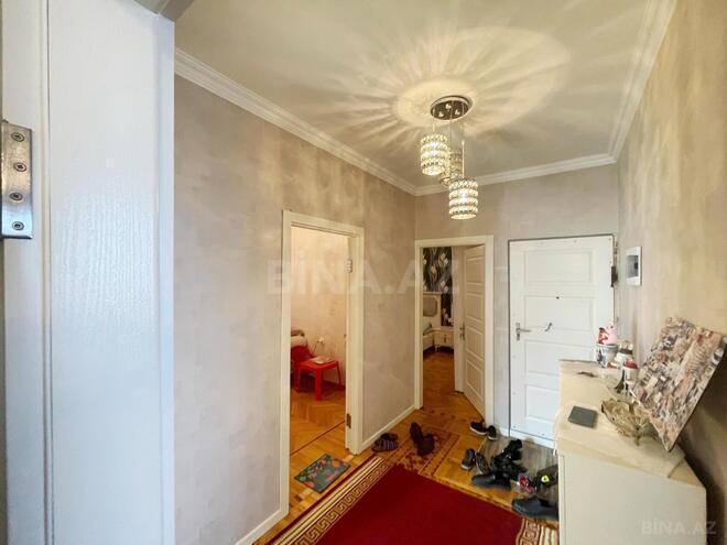 Продаётся 4-комн. вторичка 110 м², м. Мемар Аджеми, photo 10 from 19