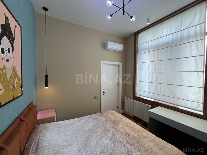 Satılır 3 otaqlı köhnə tikili 90 m², Sahil m., photo 10 from 22