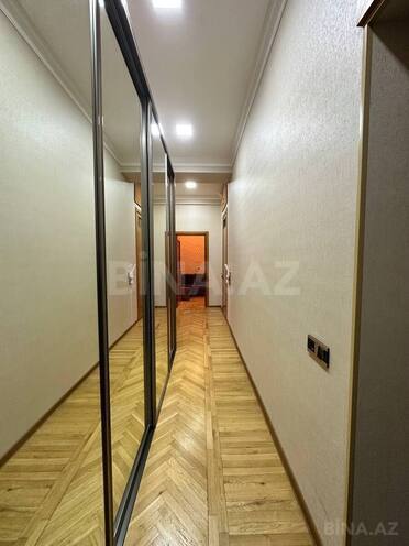 Satılır 3 otaqlı köhnə tikili 75 m², Bayıl q., photo 10 from 21