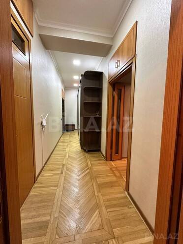 Satılır 3 otaqlı köhnə tikili 75 m², Bayıl q., photo 18 from 21