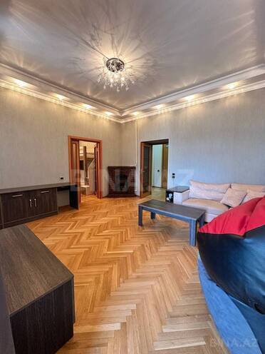 Satılır 3 otaqlı köhnə tikili 75 m², Bayıl q., photo 5 from 21