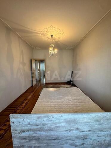 İcarəyə verilir 3 otaqlı köhnə tikili 85 m², Azadlıq Prospekti m., photo 12 from 31