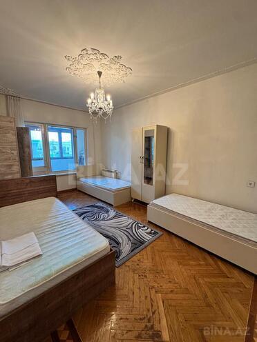 İcarəyə verilir 3 otaqlı köhnə tikili 85 m², Azadlıq Prospekti m., photo 16 from 31