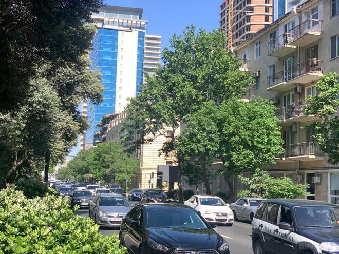 İcarəyə verilir  qaraj 18 m², 28 May m., photo 6 from 7