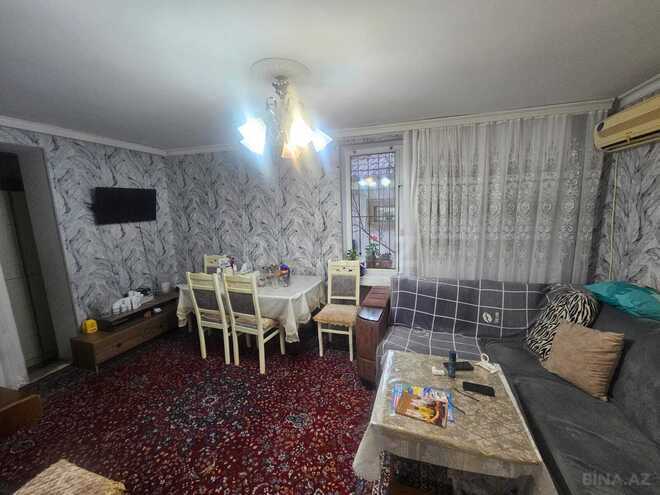 Satılır 2 otaqlı köhnə tikili 60 m², İnşaatçılar m., photo 3 from 15