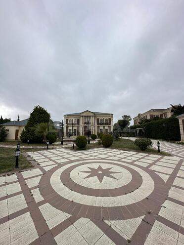 Satılır 9 otaqlı həyət evi/bağ evi 700 m², Mərdəkan q., photo 1 from 32