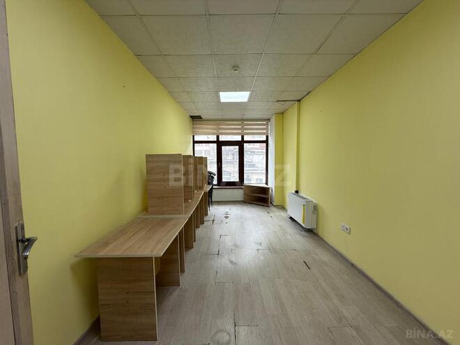 Сдаётся 7-комн. офис 330 м², м. Низами, photo 22 from 28