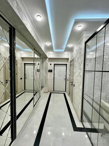 Продаётся 3-комн. новостройка 74 м², м. Кара Караев, photo 1 from 22