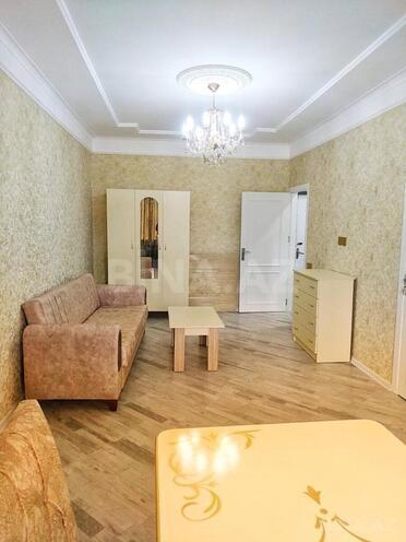 Satılır 2 otaqlı köhnə tikili 45 m², Memar Əcəmi m., photo 4 from 10