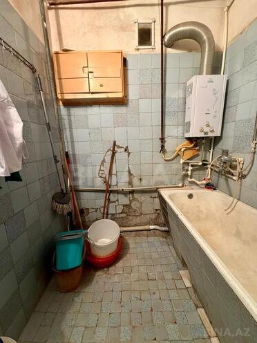 Satılır 4 otaqlı köhnə tikili 110 m², Xalqlar Dostluğu m., photo 12 from 13