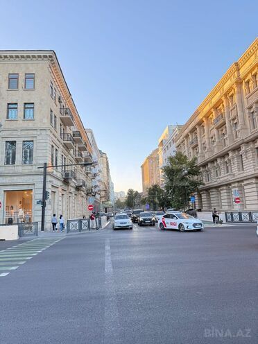 Продаётся 2-комн. вторичка 53 м², м. Сахил, photo 3 from 24