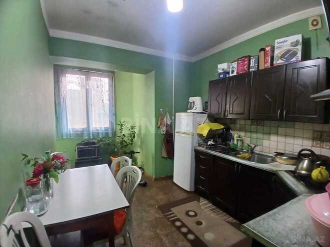 Продаётся 3-комн. вторичка 85 м², м. Элмляр Академиясы, photo 6 from 12