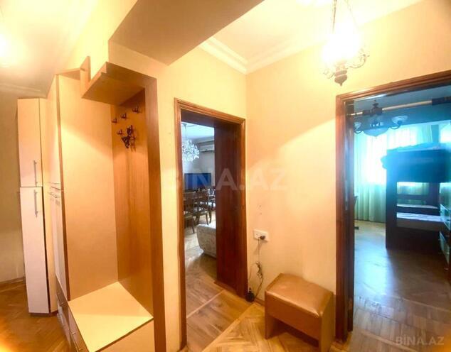 Продаётся 4-комн. вторичка 84 м², м. Иншаатчылар, photo 16 from 18